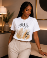 Inspirierendes T-Shirt- She prays – Bild 2